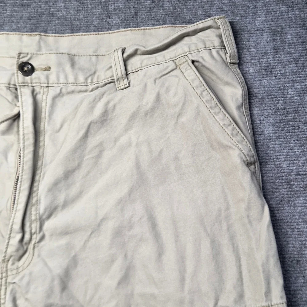 Levis Mens Tan Khaki Cotton Cargo Shorts Size 42 Multi Pocket Casual Y2K